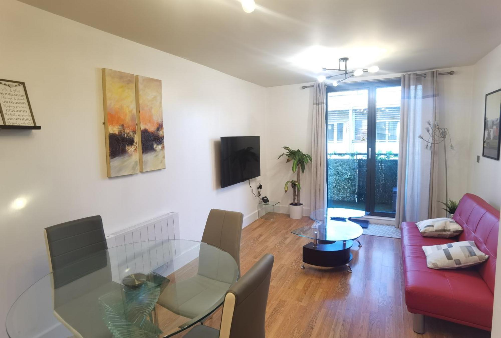 Celaka Birmingham Central Apartment, Free Indoor Parking Exterior photo