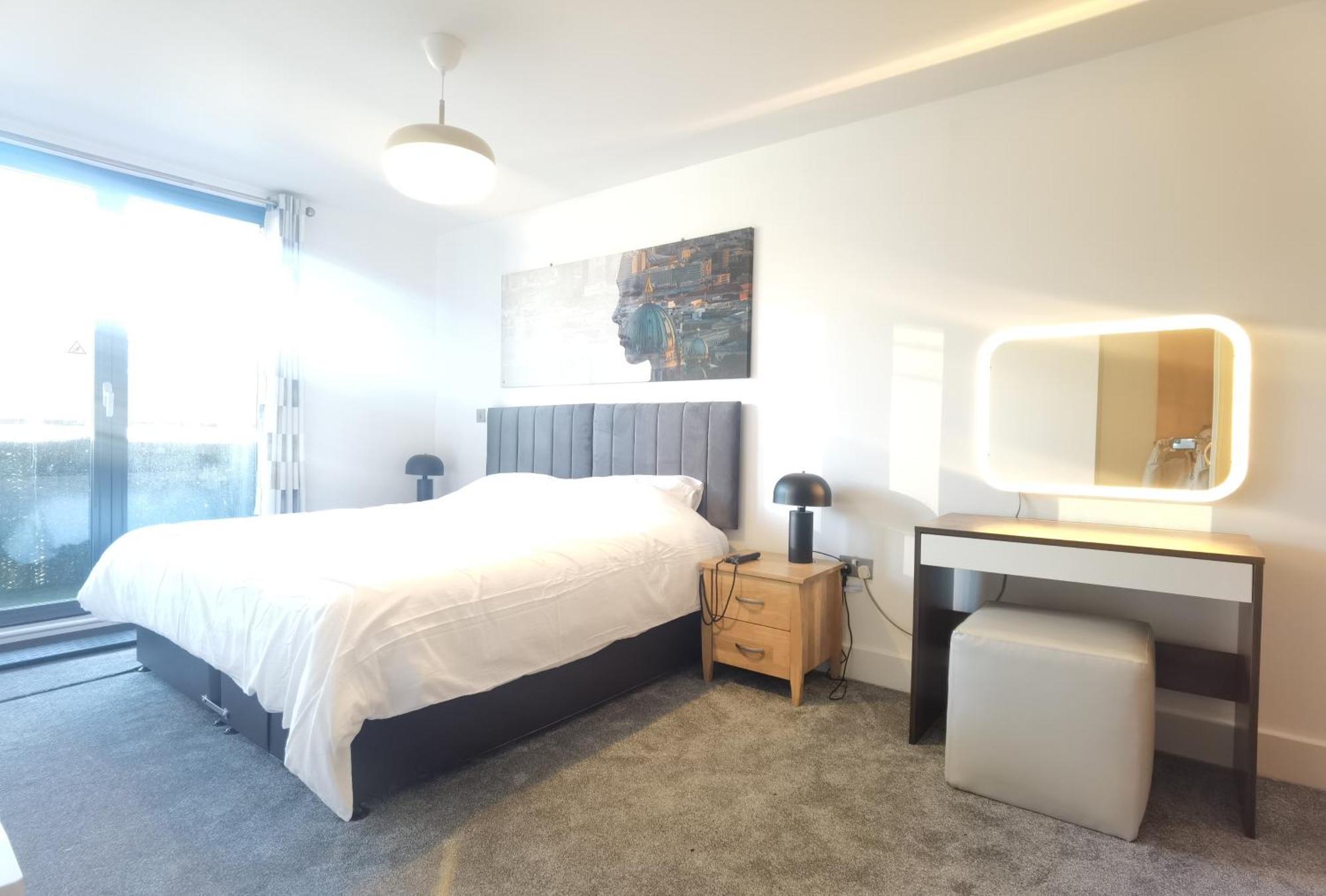 Celaka Birmingham Central Apartment, Free Indoor Parking Exterior photo